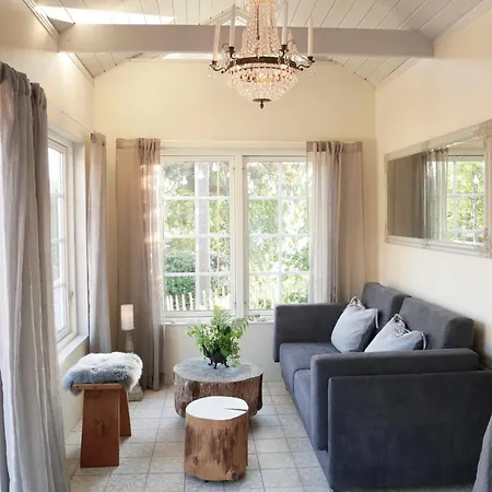 Tiny House 3*
